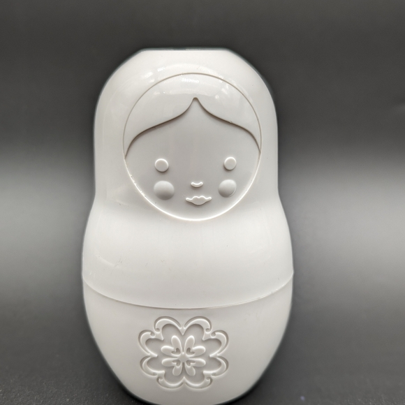 Nesting Dolls - Picture 3 of 3